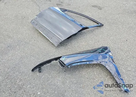 2018 Jeep Cherokee Latitude z USA, uszkodzony, nr VIN 1C4PJLCB5JD615390